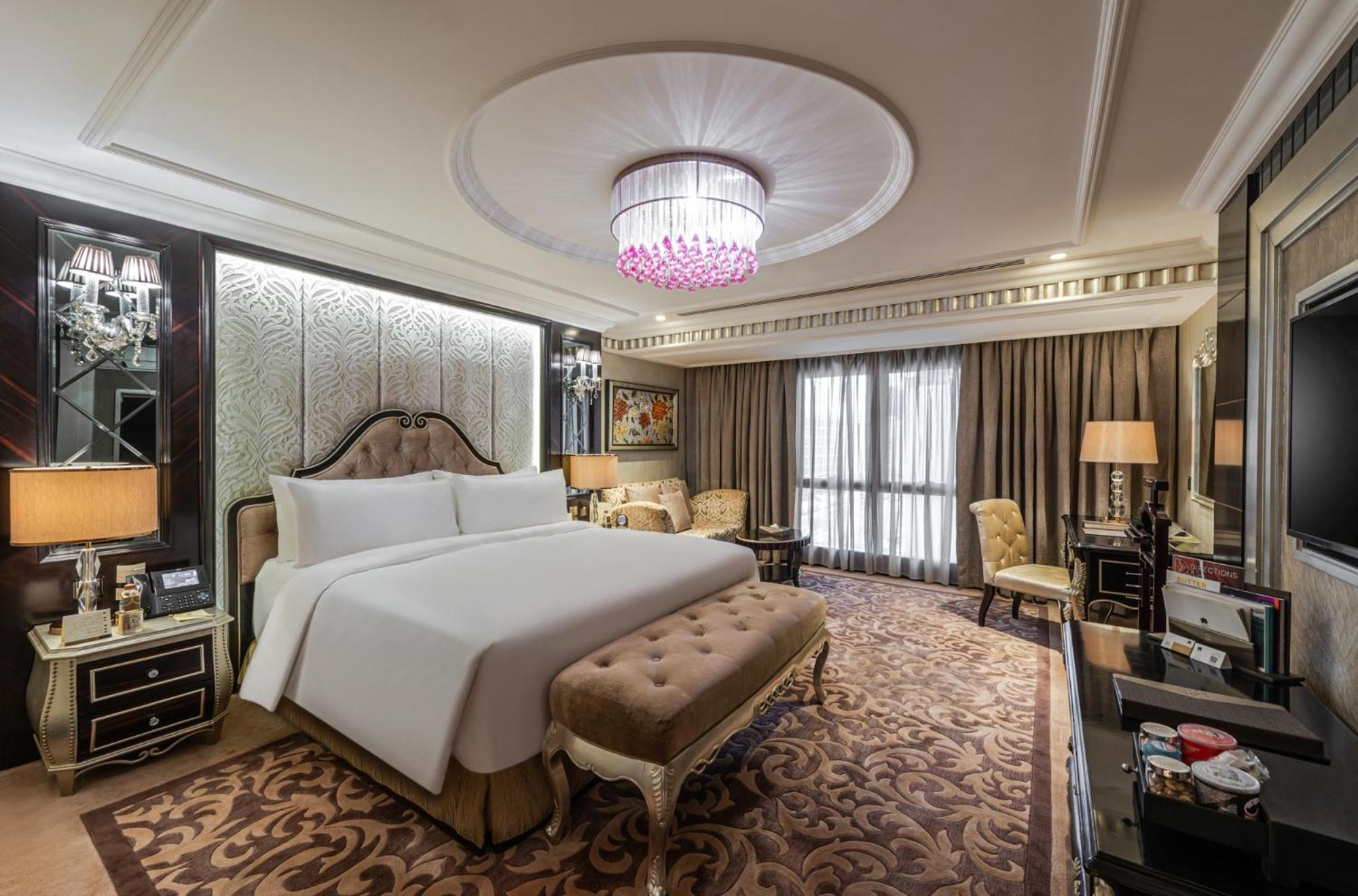 Narcissus Riyadh Hotel&Spa Exterior foto A suite at the hotel