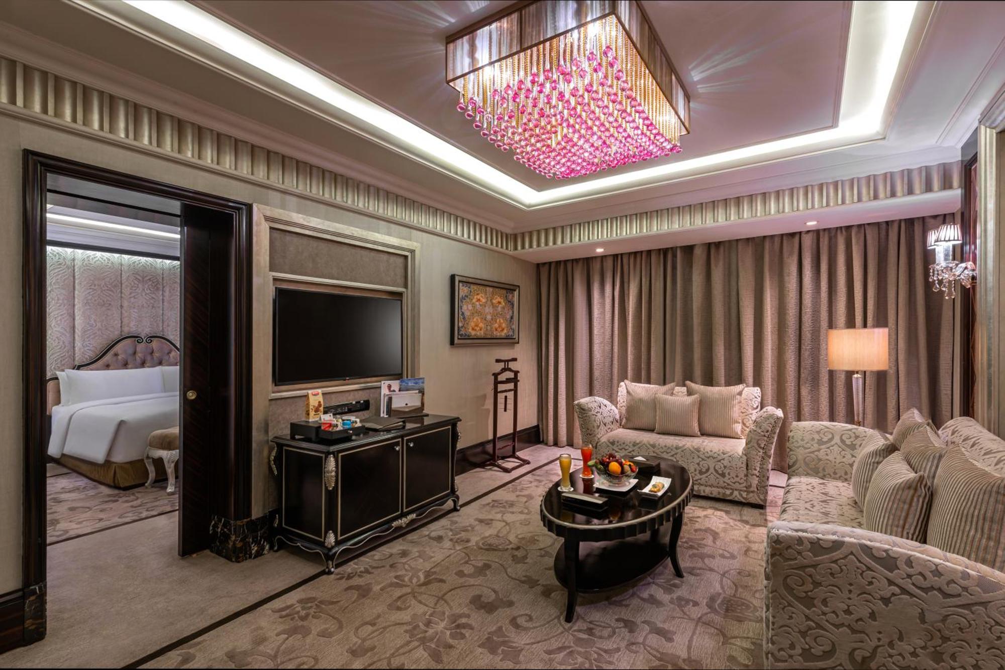 Narcissus Riyadh Hotel&Spa Exterior foto A suite at the hotel