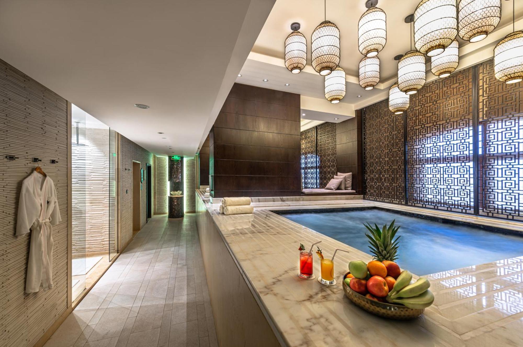 Narcissus Riyadh Hotel&Spa Exterior foto Spa at Jumeirah Emirates Towers Hotel